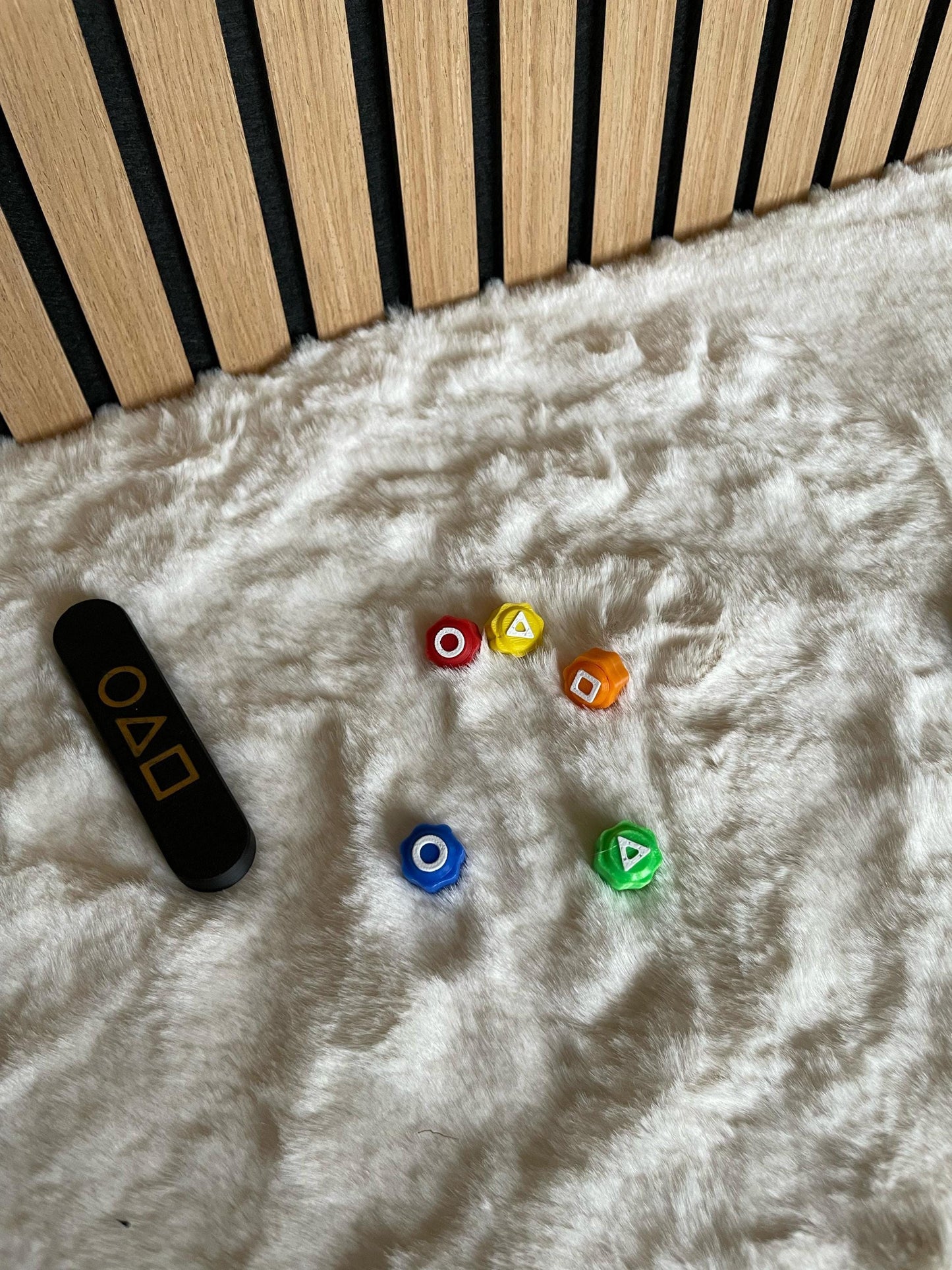 Gonggi Dice Korean Game with weights – Fun Traditional Family Game, Colorful Dice Set, Perfect for Parties & Travel-Friendly Entertainment!