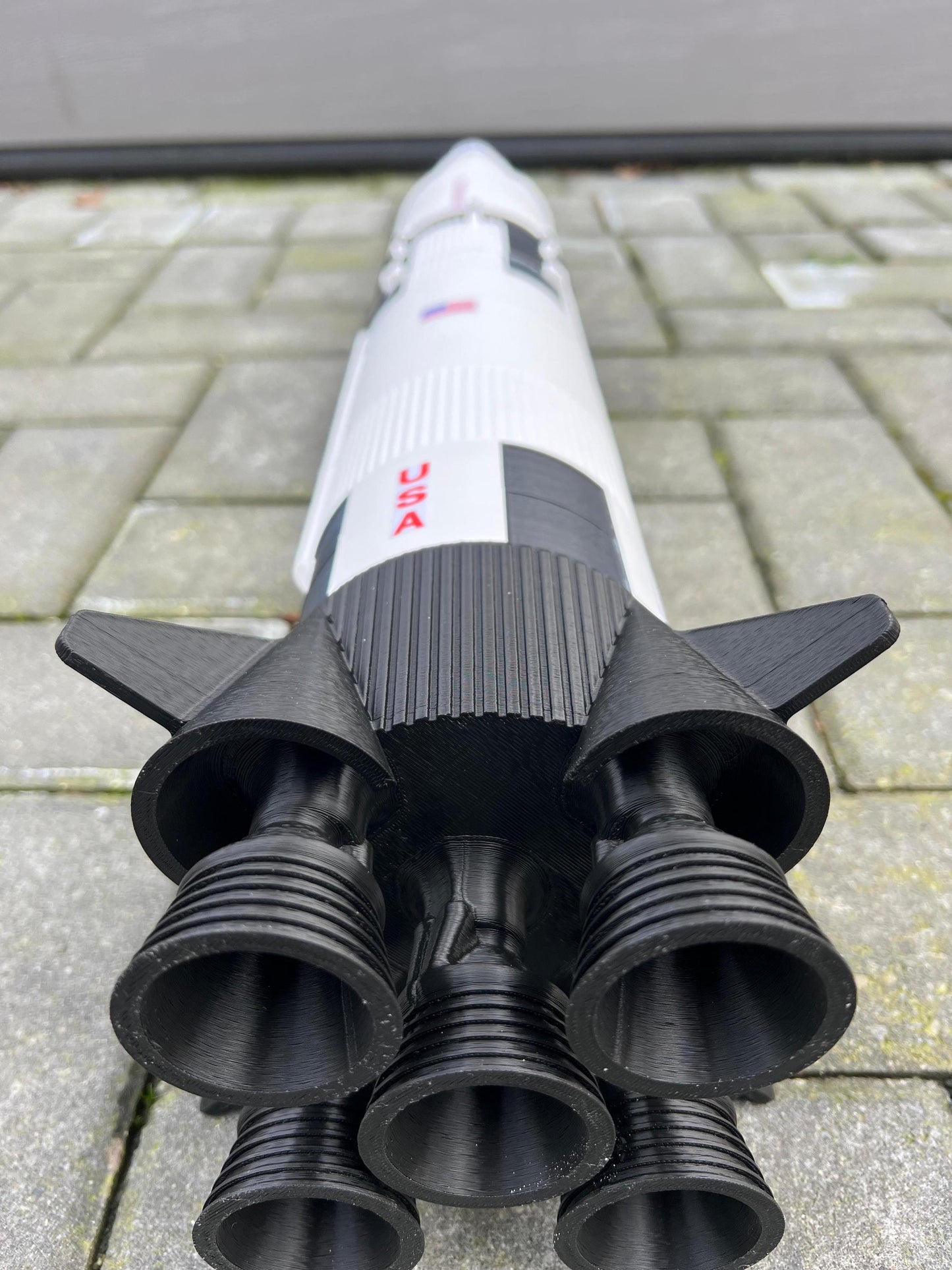 Apollo Mission Rocket Model | Iconic Spacecraft Replica | Perfect for Collectors & Space Enthusiasts