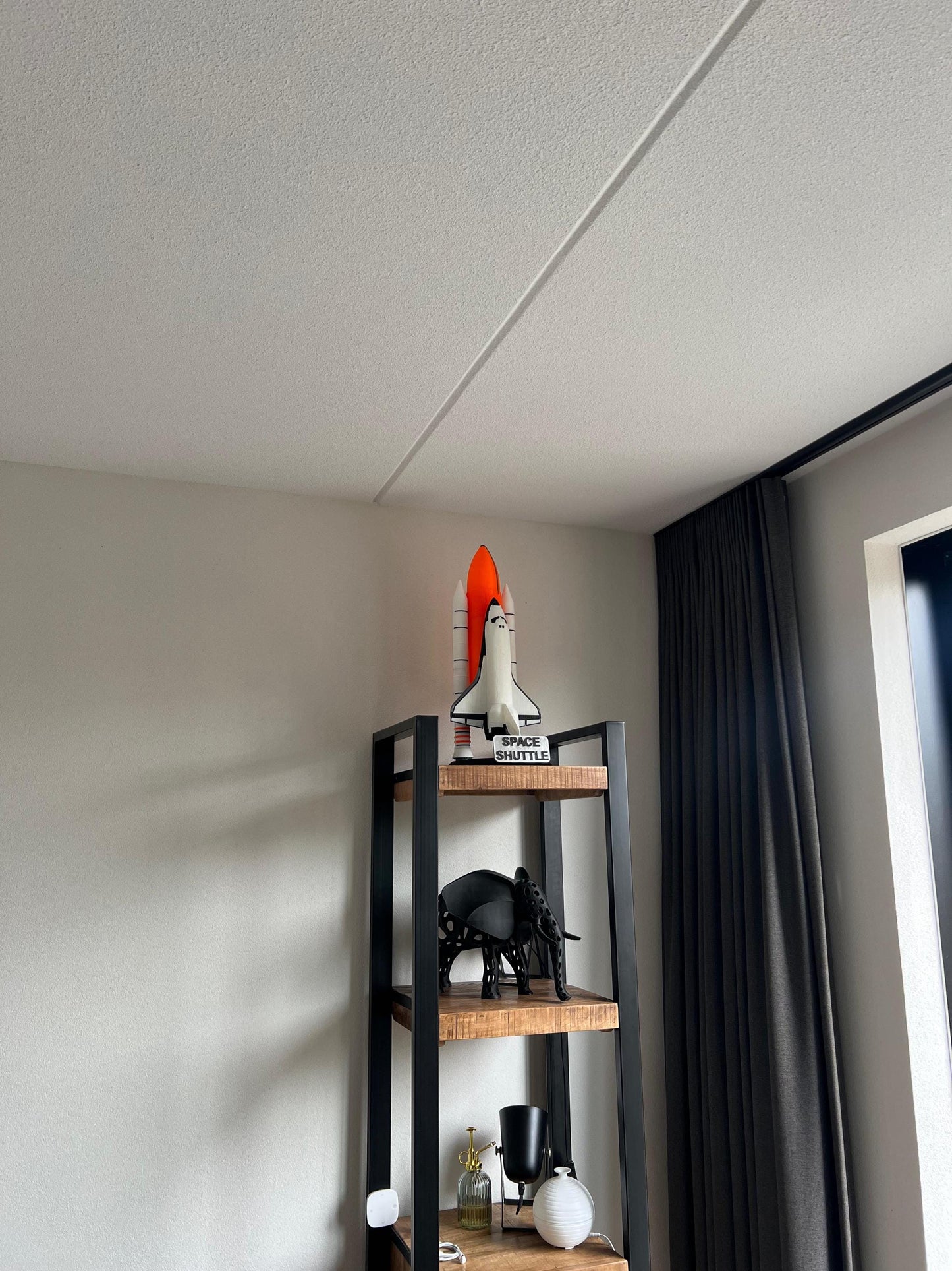 Space Shuttle Model 70cm | White & Orange NASA Replica | Iconic Spacecraft Collectible | Display and Space Decor