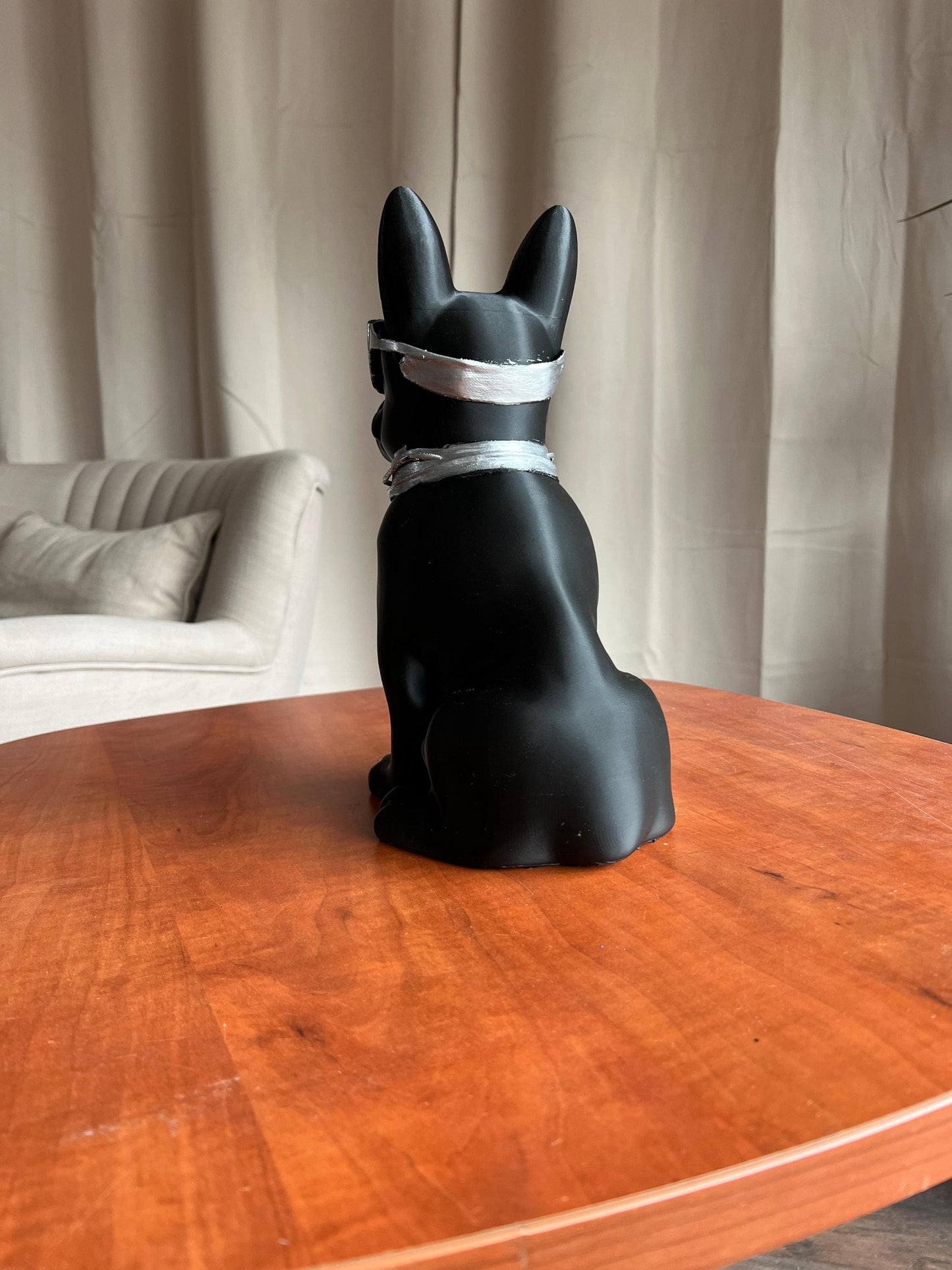 Bulldog Statue with Sunglasses 40CM | Cool Dog Figurine with Tie | Trendy Home Decor Accent | Ideal Gift for Dog Lovers & Modern Interiors