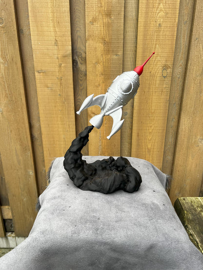 Classic 1950s Rocket Decor | Charming Vintage Spacecraft Model | Collectible for Nostalgia