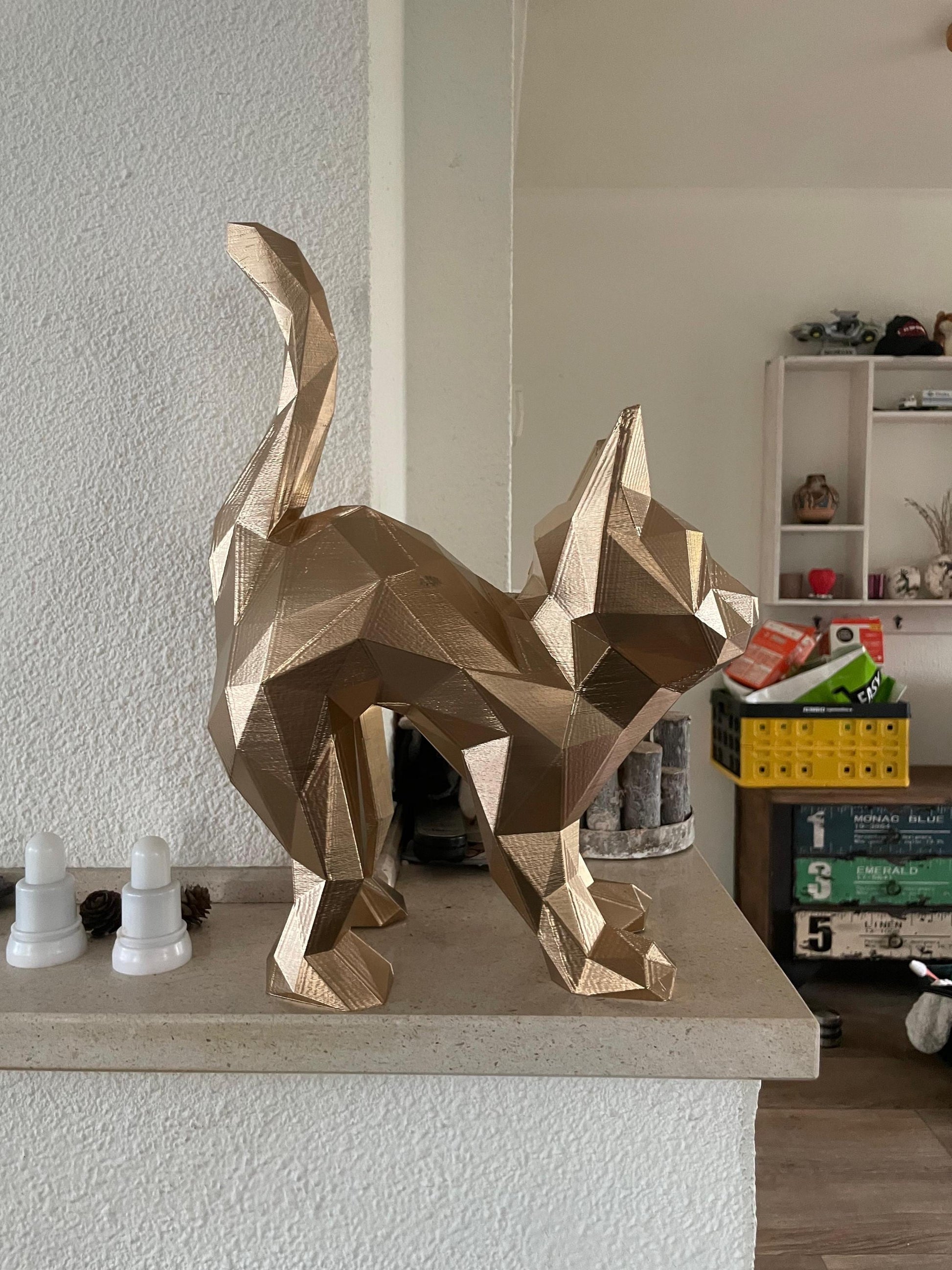 Geometric Cat Statue - Modern Minimalist Polygon Cat Decor - Unique Animal Sculpture for Home - Handmade Gold Decoration