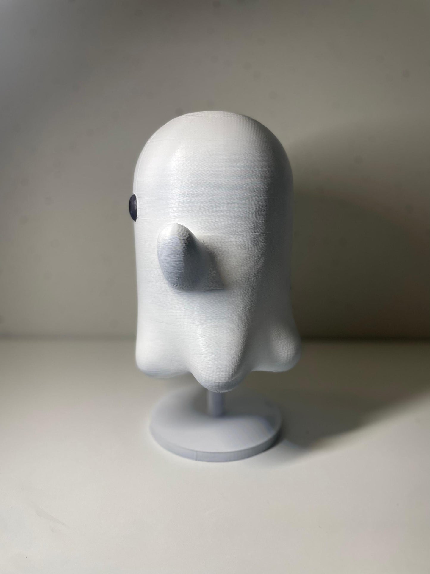 Adorable Ghost Figurine | 3D-Printed Cute Ghost Decoration | Perfect for Halloween, Desk Decor, or Gifts