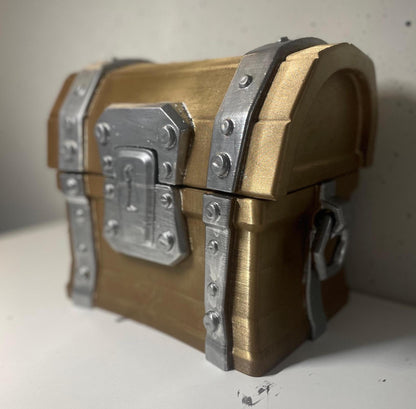 Game Loot Chest Life-Size | 3D-Printed Pirate Storage Treasure Crate for Gamers, Cosplay, and Decor | Epic Battle Royale Loot Box!