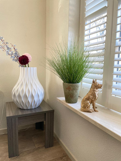 Golden German Shepherd Statue – Regal Dog Decor, Perfect Home Accent & Luxury Gift for Pet Lovers, Hand-Finished and Eye-Catching!