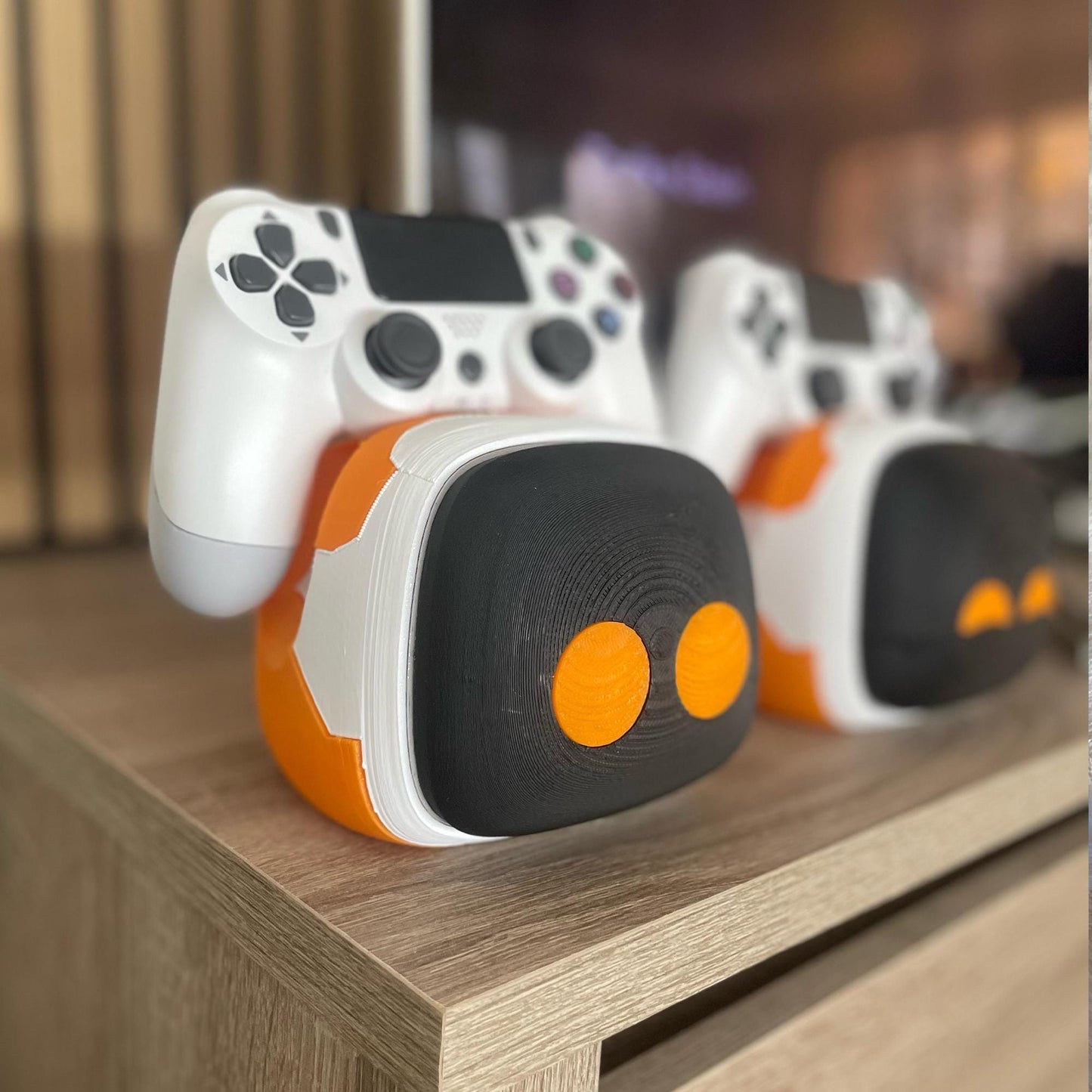 Game Controller Stand x 2 - Cute Robot Design, 3D Printed, Black & Orange Gaming Decor
