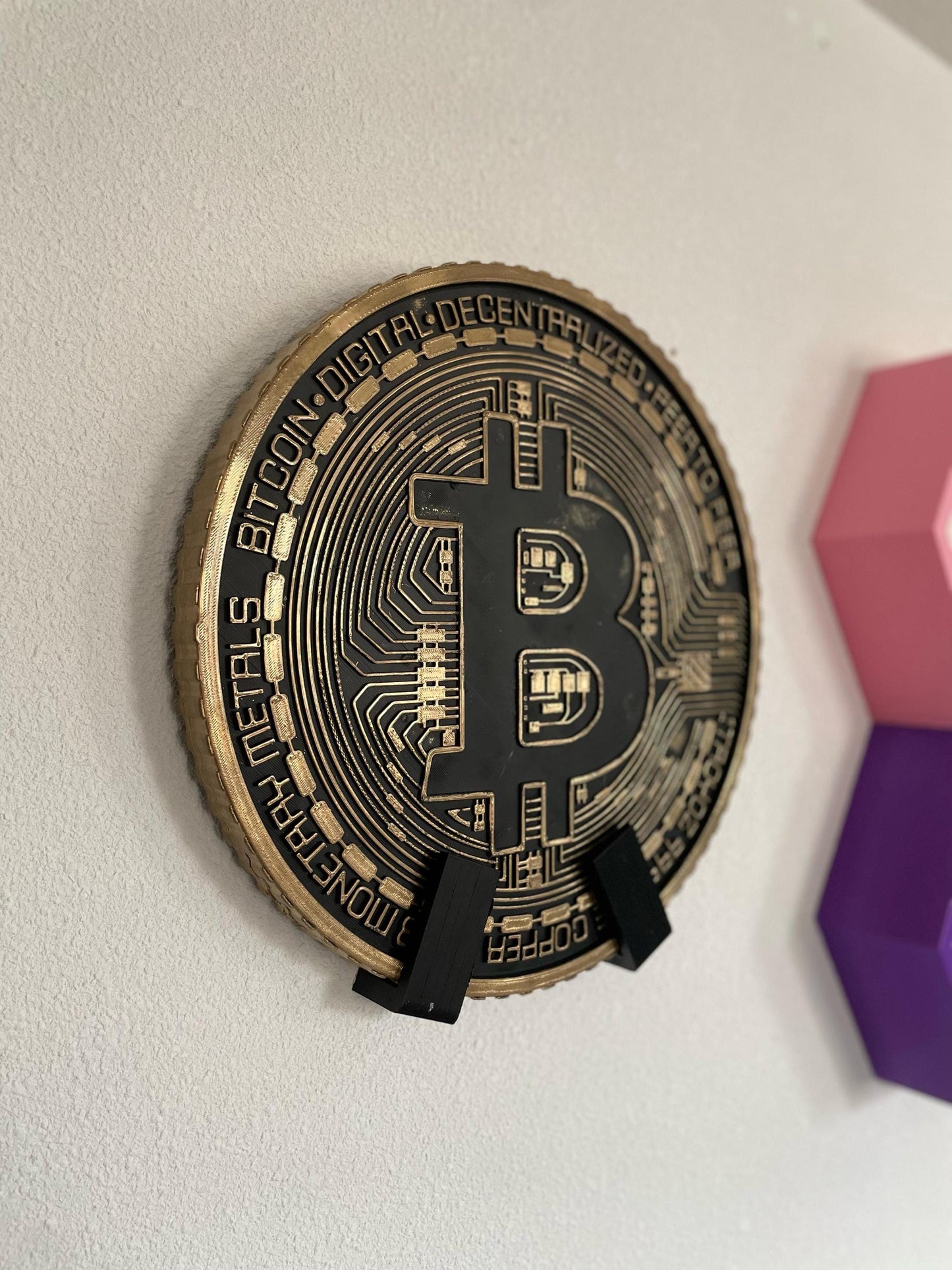 Gold Bitcoin Coin Decoration Wall Art Display | 40cm Crypto Decor | Blockchain Office Decoration with Stands