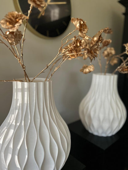 Modern Vase Decor | White Textured Minimalist Vase for Real Plants & Dried Flowers | Boho Centerpiece and Housewarming Gift