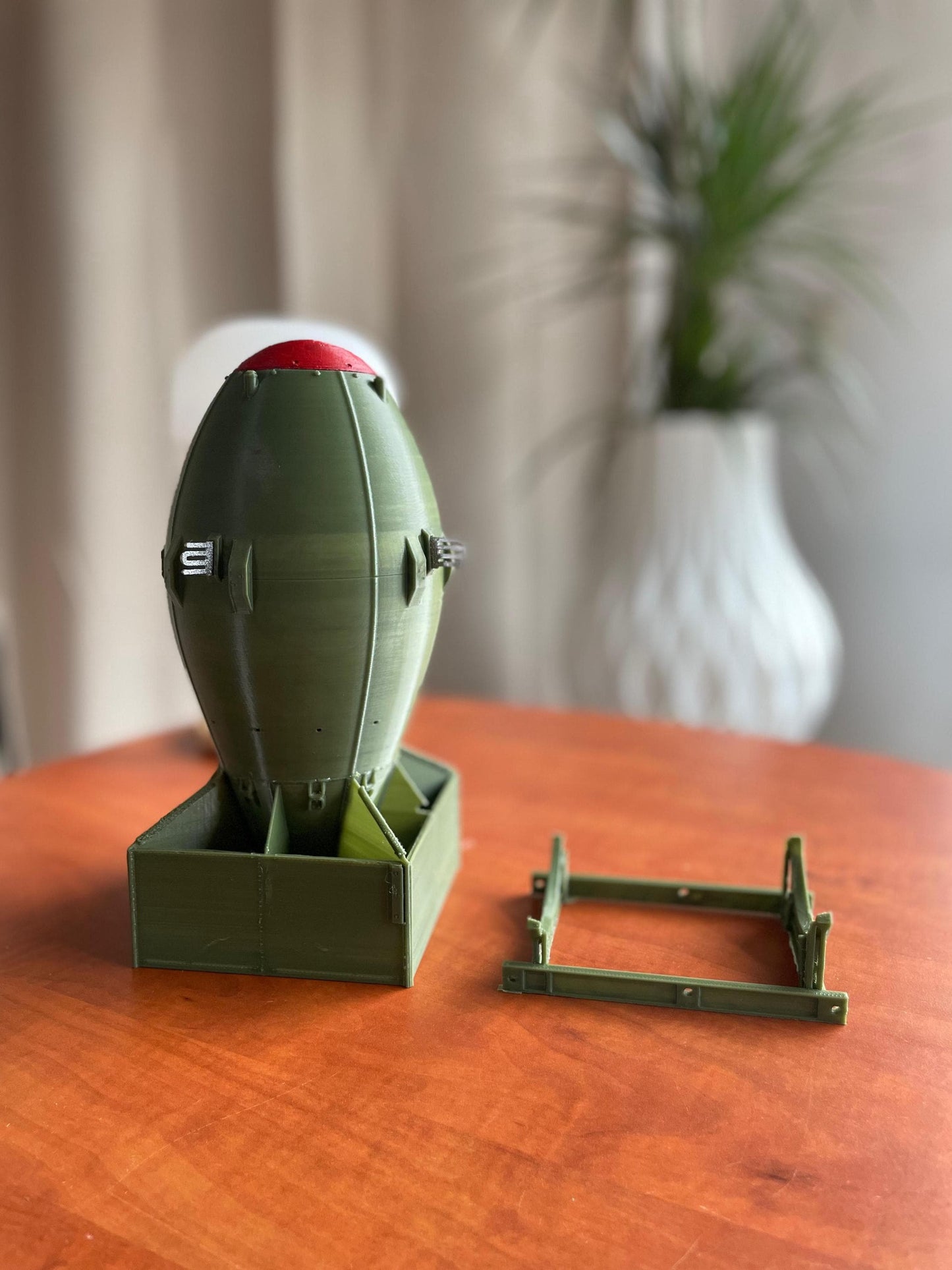Fat Bomb Model | Detailed 3D Printed Military Replica | Vintage War Decor | Ideal Gift for History Buffs