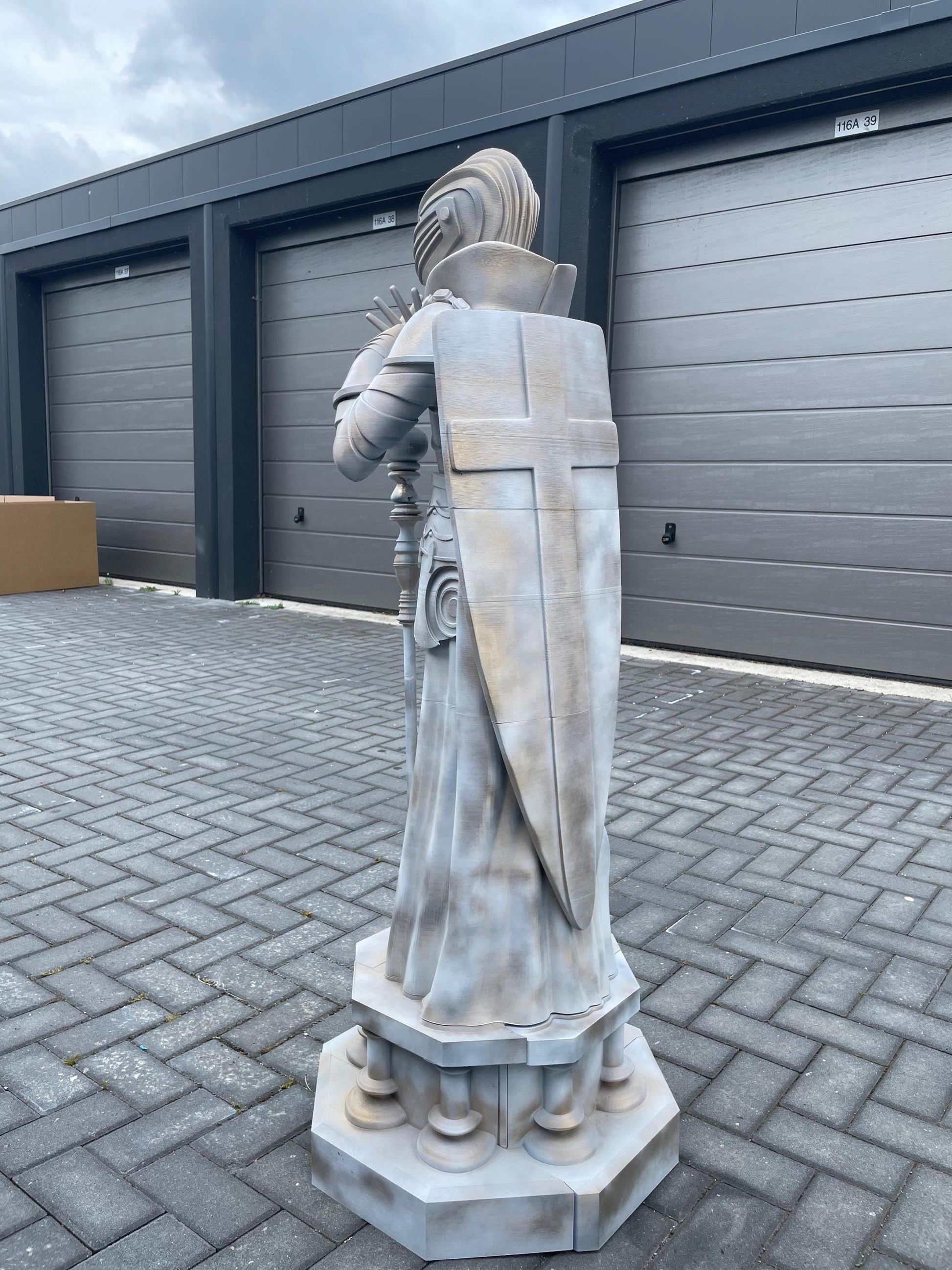 Giant Replica Knight Chess Piece – Life-Size Fantasy Decor | 120cm 3D Printed Statue