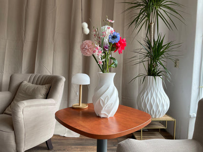 Twisted Leaf White Rose Vase - Elegant 3D Printed Flower Holder - Modern Home Decor - Ideal Gift for Flower Lovers | Dry Flowers Vase