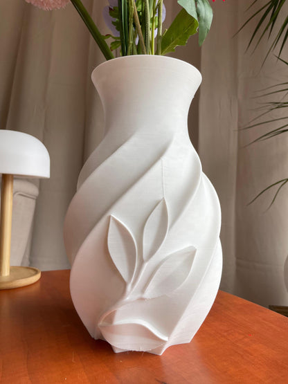 Twisted Leaf White Rose Vase - Elegant 3D Printed Flower Holder - Modern Home Decor - Ideal Gift for Flower Lovers | Dry Flowers Vase