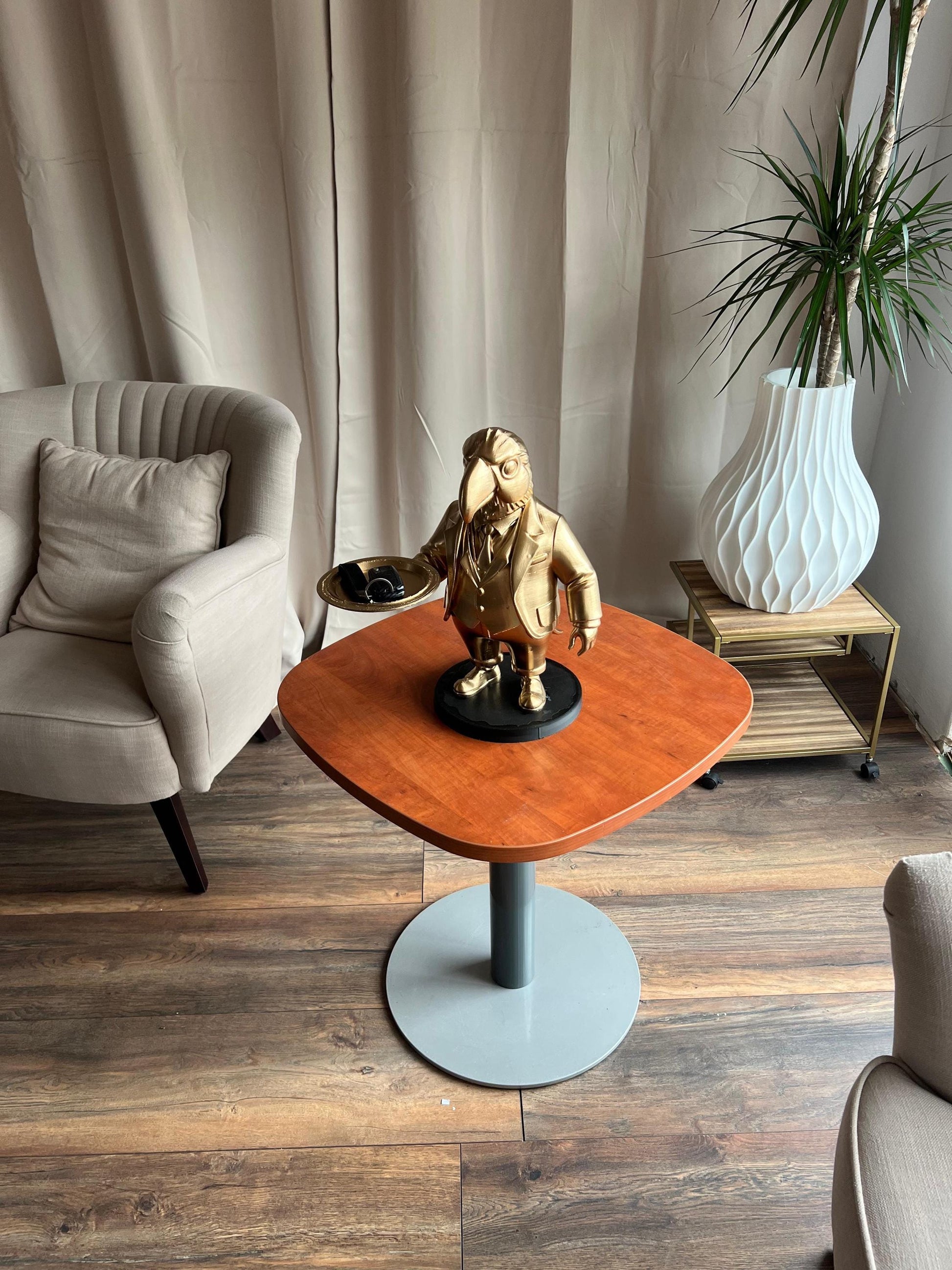 Parrot Butler Table 70CM | Elegant Champagne Tray Holder & Key Organizer | Whimsical Bird Statue for Home Decor | Ideal Gift for Bird Lovers