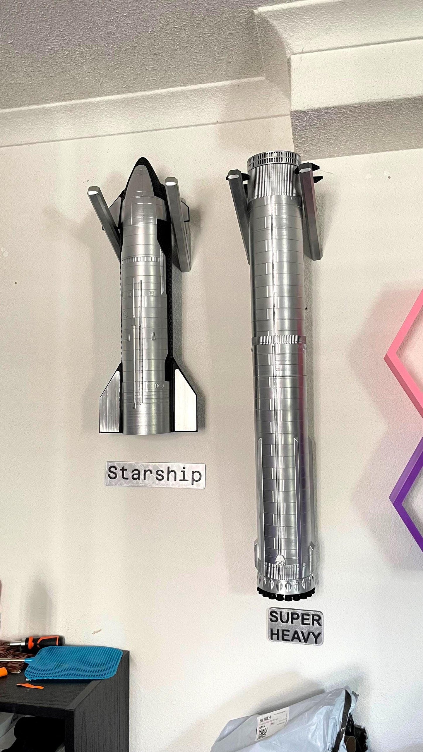 Starship Rocket Booster Space Model 150cm | Iconic Spacecraft Replica | Display Piece for Collectors and Space Enthusiasts | Wall Decor