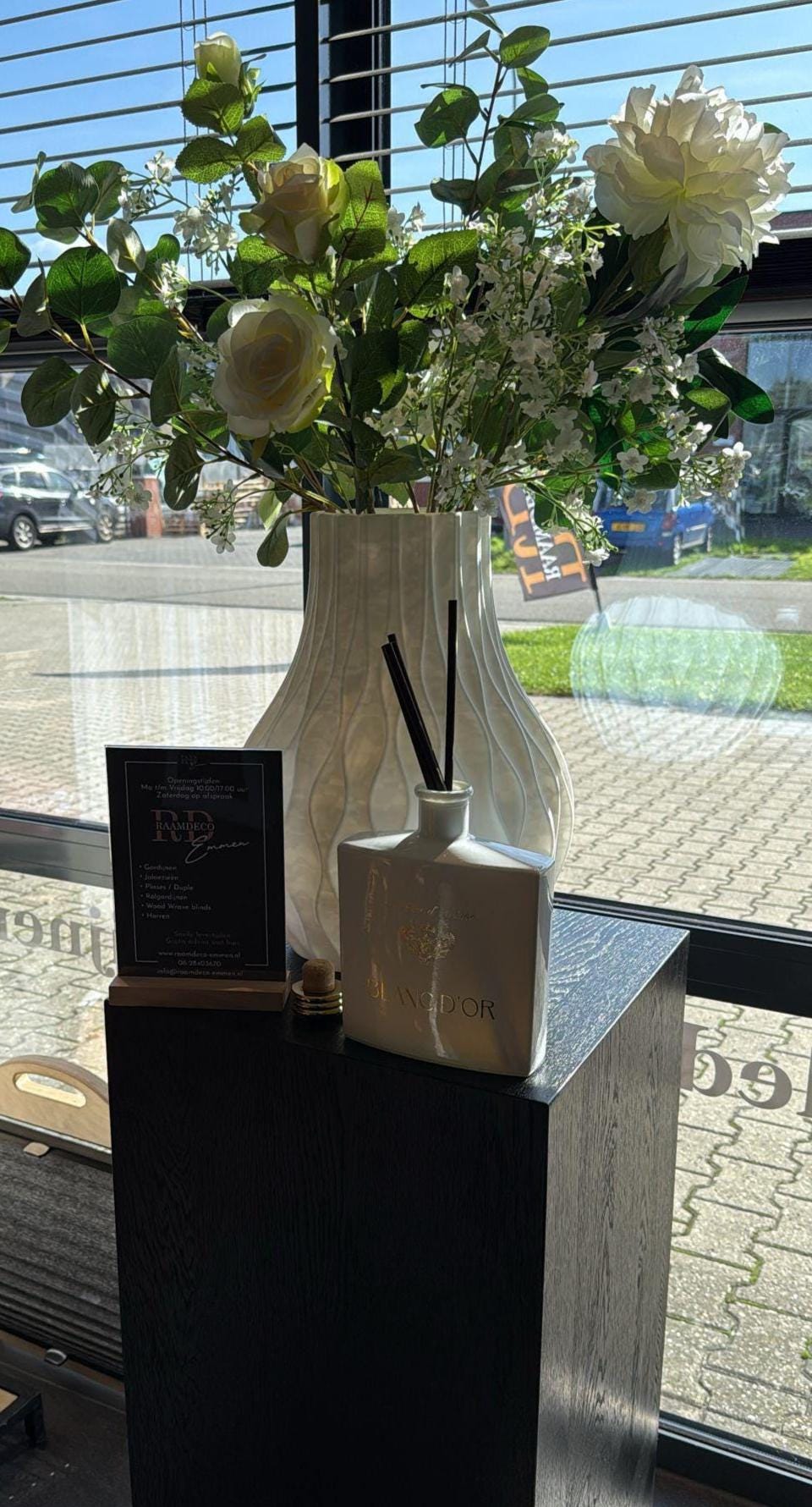 Modern Vase Decor | White Textured Minimalist Vase for Real Plants & Dried Flowers | Boho Centerpiece and Housewarming Gift