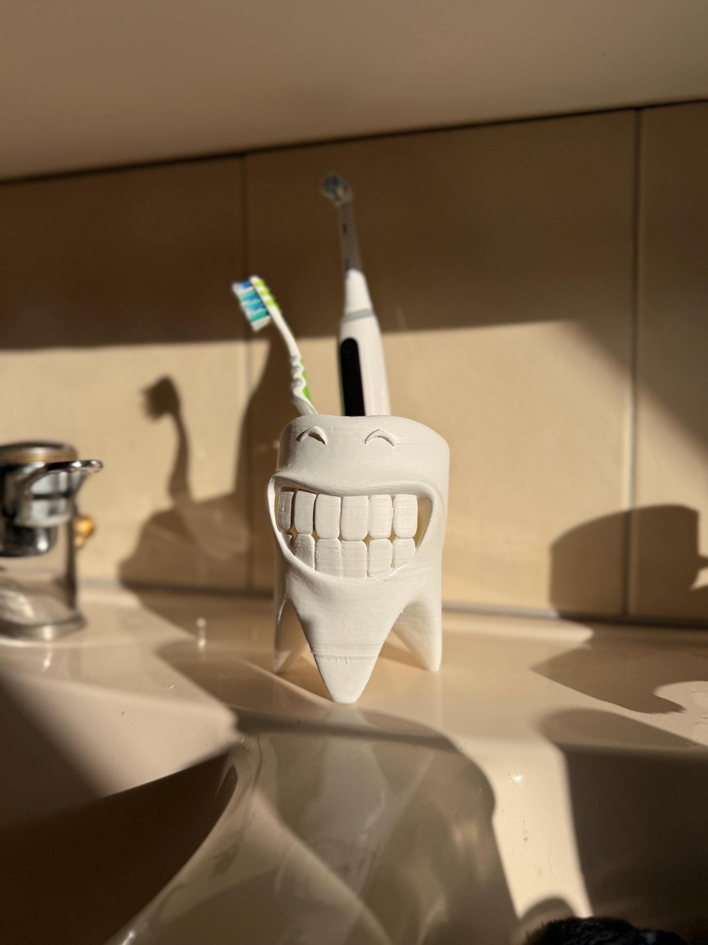Toothbrush Holder Bathroom Organizer | Smiling Teeth Stand | Funny Bathroom Decor | Electric Manual Toothbrush Storage | Gift Dentist