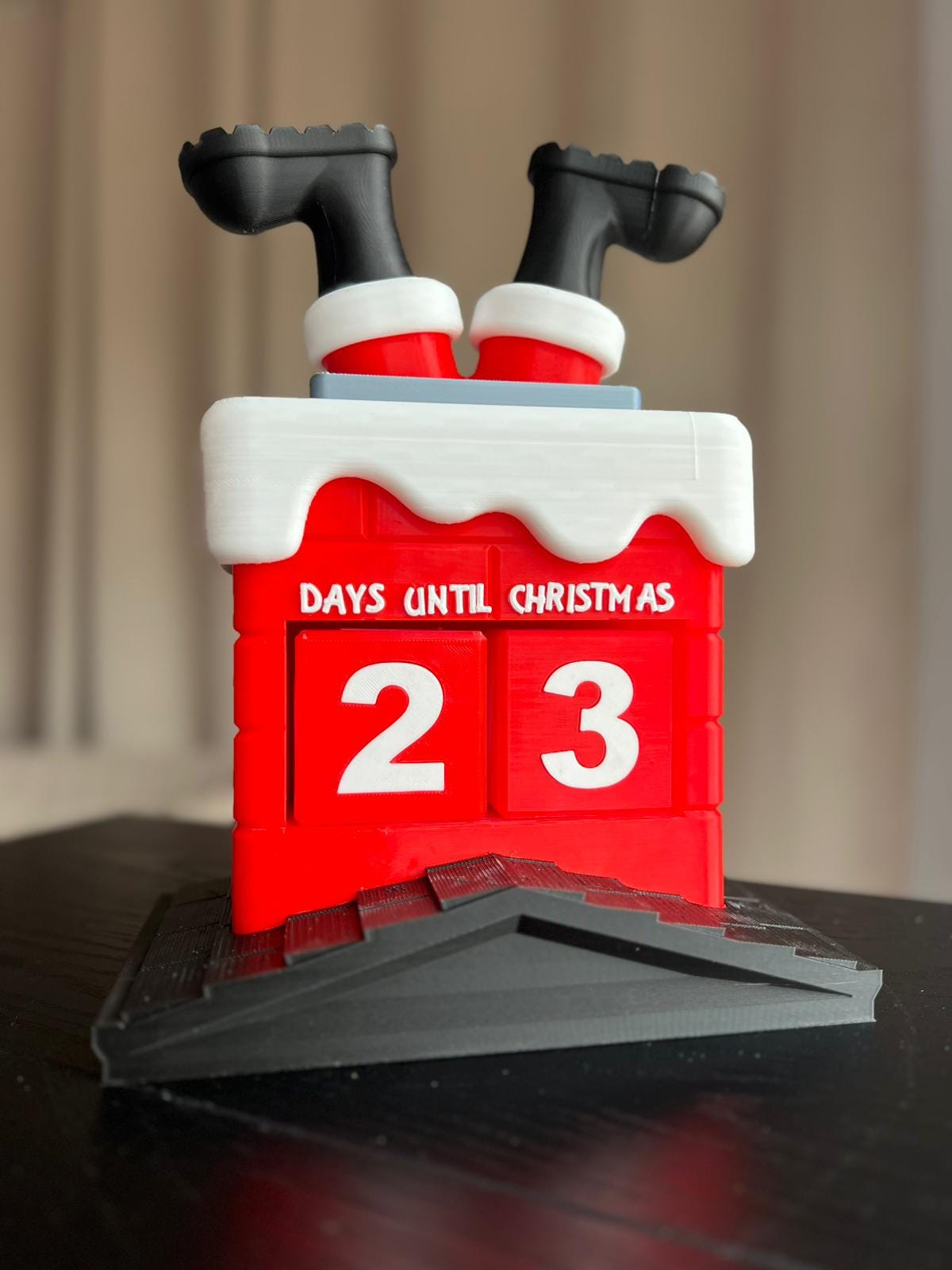 Santa Christmas Countdown | Festive Holiday Decor | Fun Christmas decor | christmas calender | christmas gifts | christmas decor