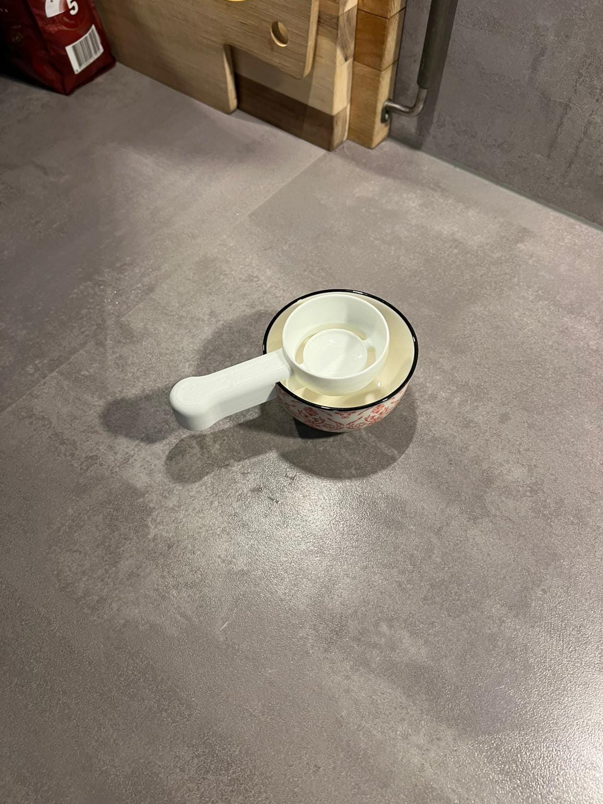 Egg Yolk Separator Tool | KitchenGadget | EggSplitter | CookingHack | Egg Splitter