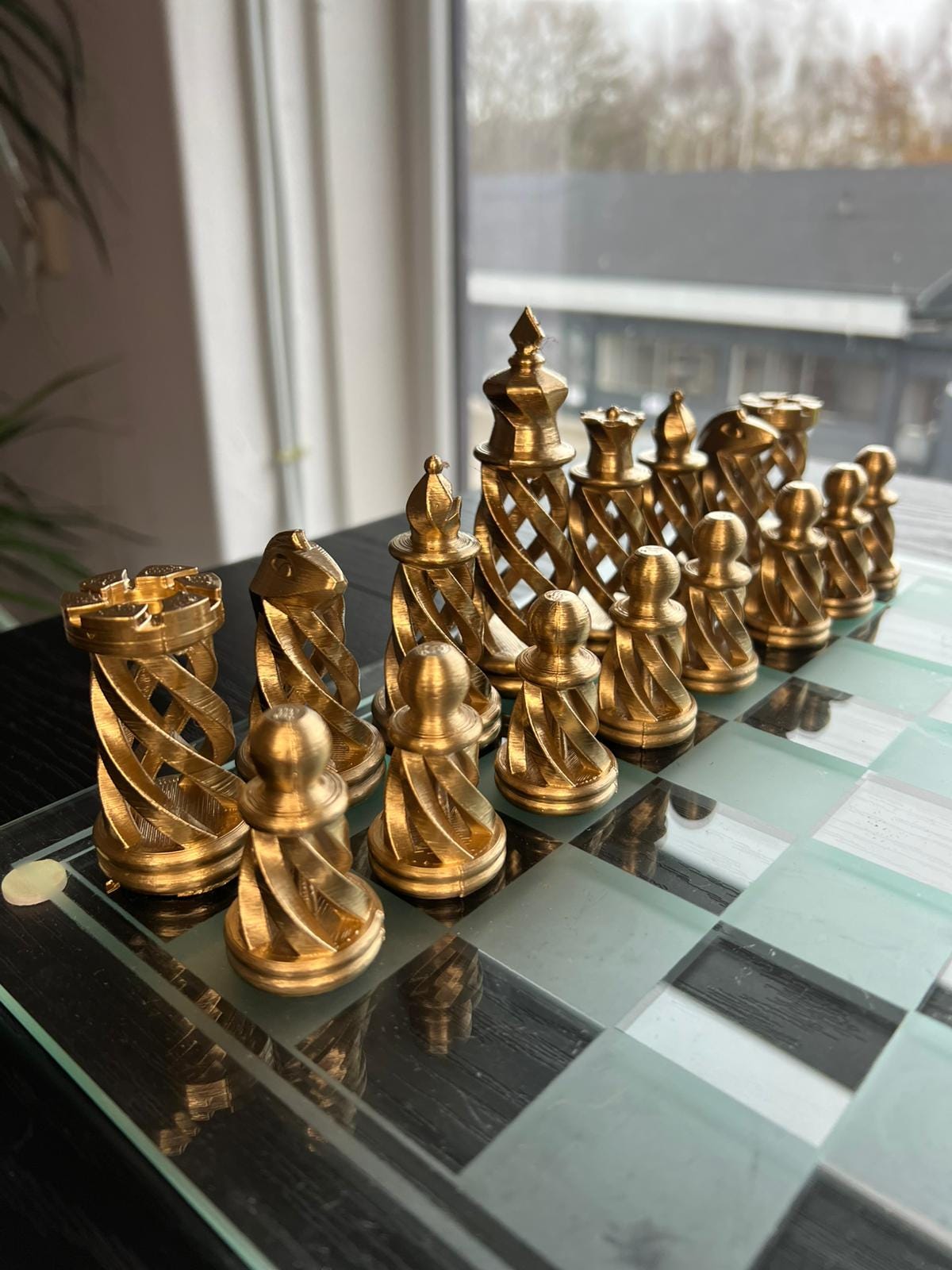 Spiral Chess Set | Chess Set | Unique Handcrafted Origami | Gold and Silver Foil Pieces | Chess Gift | Modern Decor | Chessboard