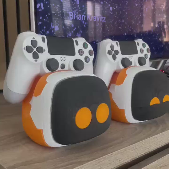 Controller Holder stand | Cute Robot Design | 3D Printed | Black & Orange Gaming Decor