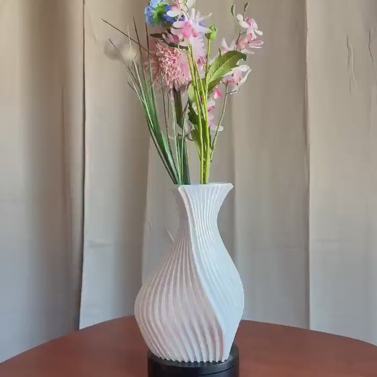 Heart Shaped Vase | 3D Printed Modern Flower Vase | Unique Decorative Home Decor | Minimalist Table Centerpiece | Contemporary Art Vase
