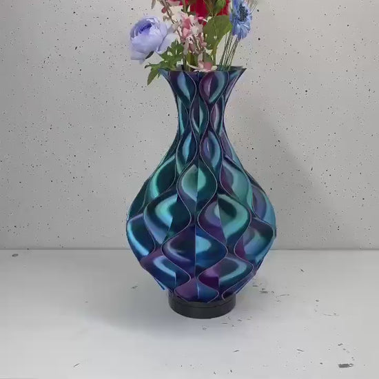 Modern Wave Vase Triple Color – Luxurious Red, Blue & Green Gradient Decor